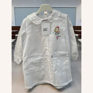 Tutti A Scuola - Grembiule Scuola Asilo Femminuccia Con Ricamo E Applicazione In Pizzo Art. 24478