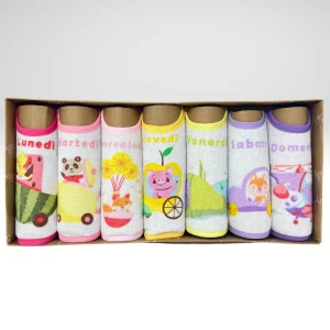 Roby Baby - 7 Pezzi Bavetta Settimana In Spugna Retro Pvc Chiusura/lacci Femminuccia Art. B8009