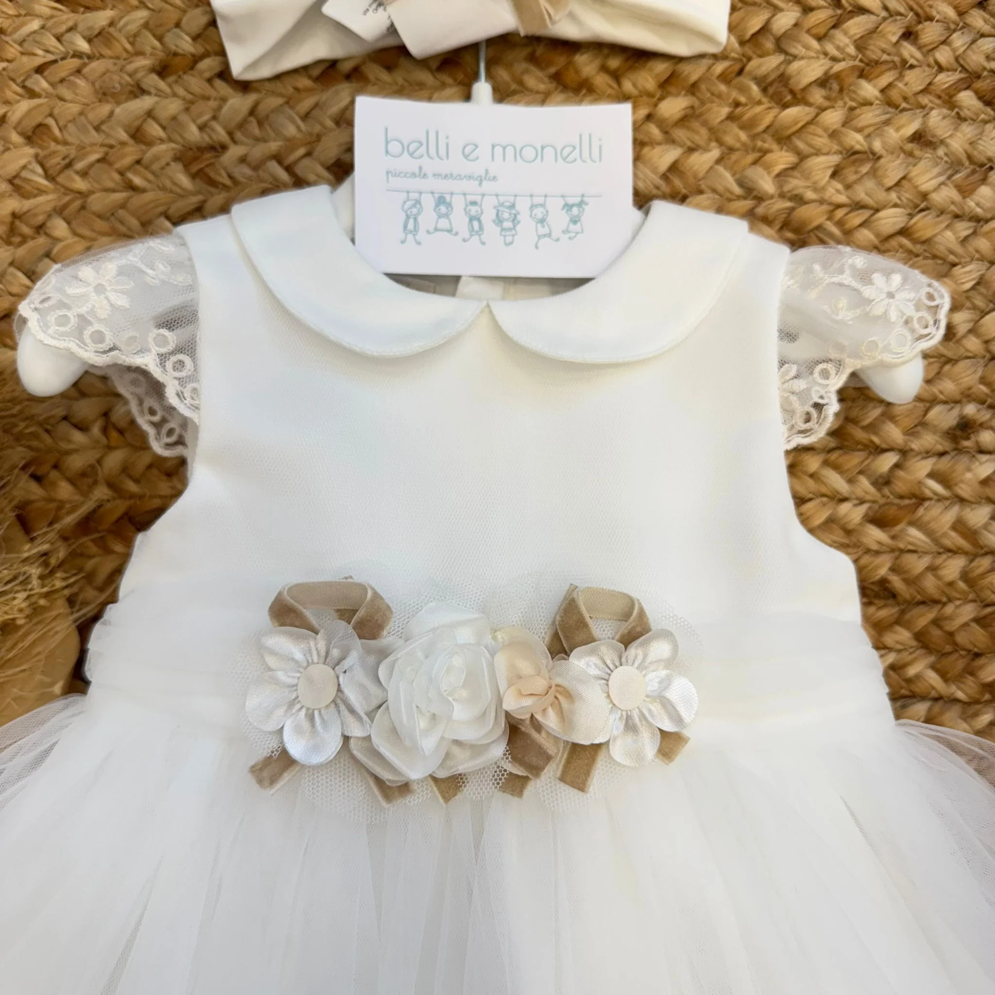 Abito battesimo bimba tulle e pizzo con fascia - immagine 3