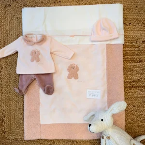 Uscita clinica caldo cotone con cagnolina e bordo teddy