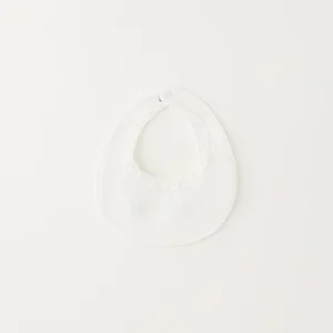 Bavetta neonata con ricamo cuore