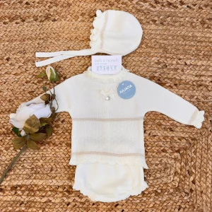 Completino neonata panna con cappellino in lana
