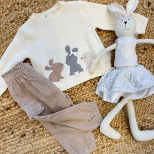 Completo bimba beige con maglia coniglietti e pantaloni